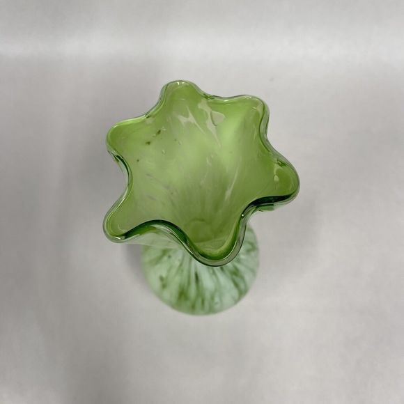 Art Glass Vase Hand Blown Green White Ruffled Rim Small 6.5" Tall Decor Flowers - Picture 4 of 10
